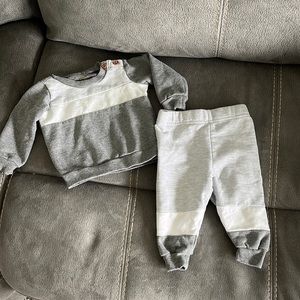 Tahari Baby Outfit